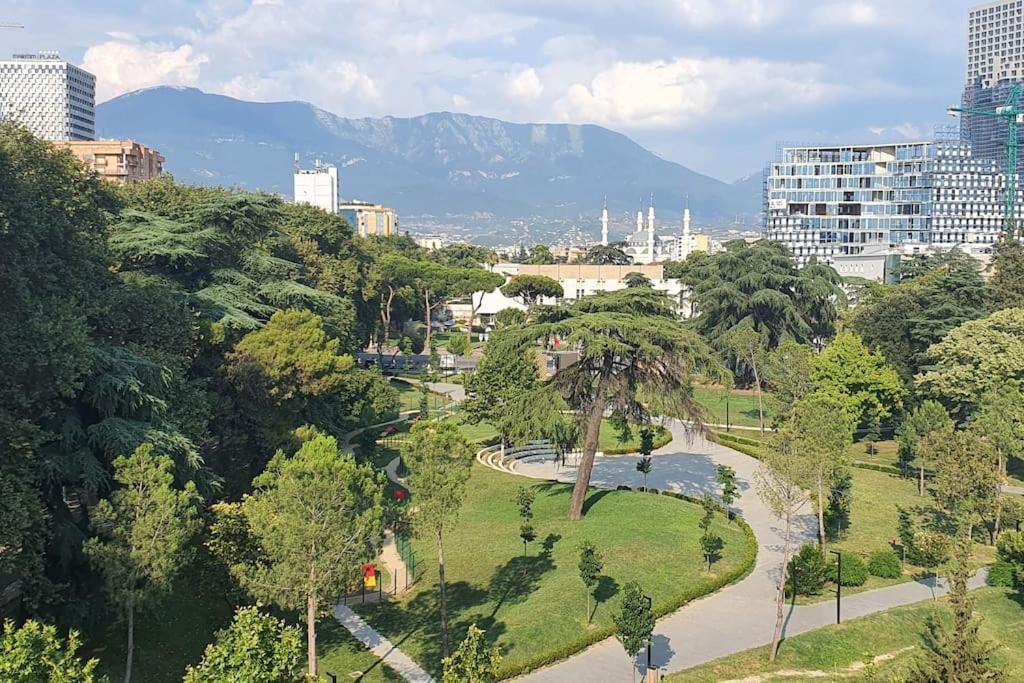 Center Apartment Tirana Extérieur photo